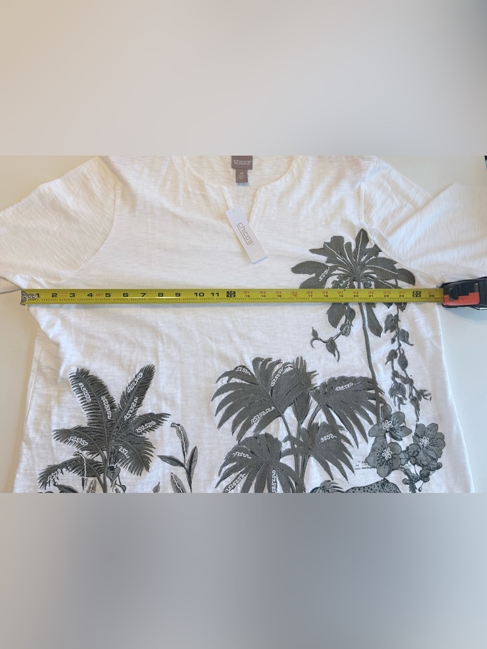 🆕 Chico's embroidered jungle toile
3-qtr sleeve tunic top *NWT* $59.95 size: XXL - Picture 10 of 12